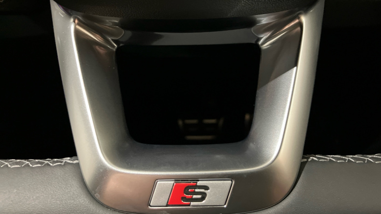 Audi Q3 40 TFSI Quattro Black Ed 5dr S Tronic [Tech Pack] Petrol Estate